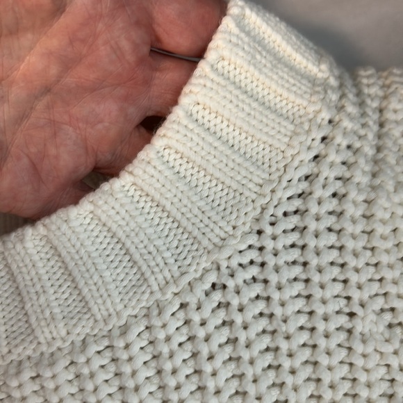 Everlane Texture Cotton Crew Chunky Knit Sweater - Picture 11 of 13